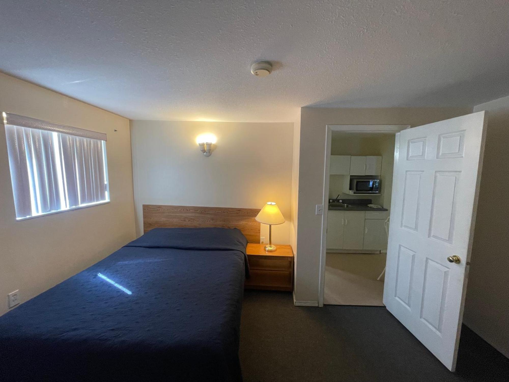 Fraser Bridge Inn Quesnel Dış mekan fotoğraf